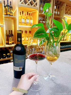 高新區衡奧酒業銷售店 專業酒業銷售與服務